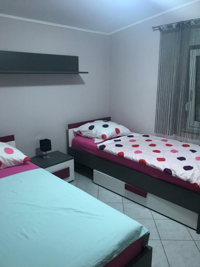 Apartman Petra 2 Vir Dış mekan fotoğraf