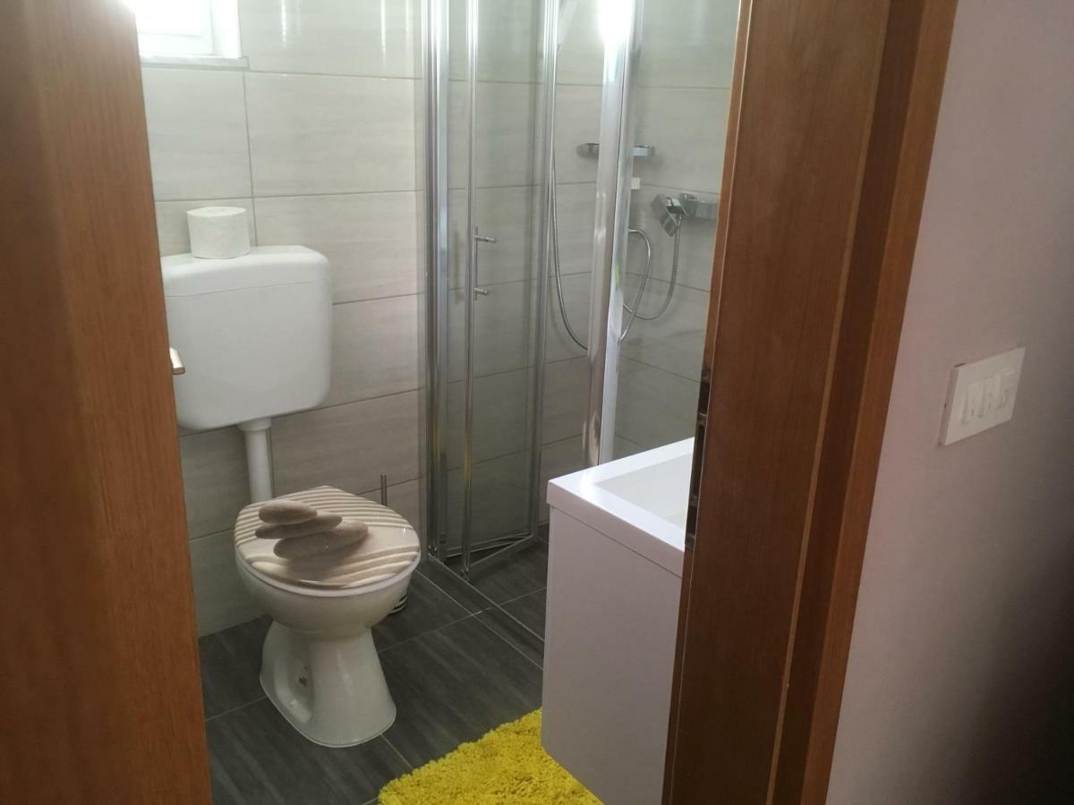 Apartman Petra 2 Vir Dış mekan fotoğraf