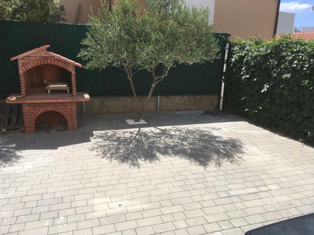Apartman Petra 2 Vir Dış mekan fotoğraf