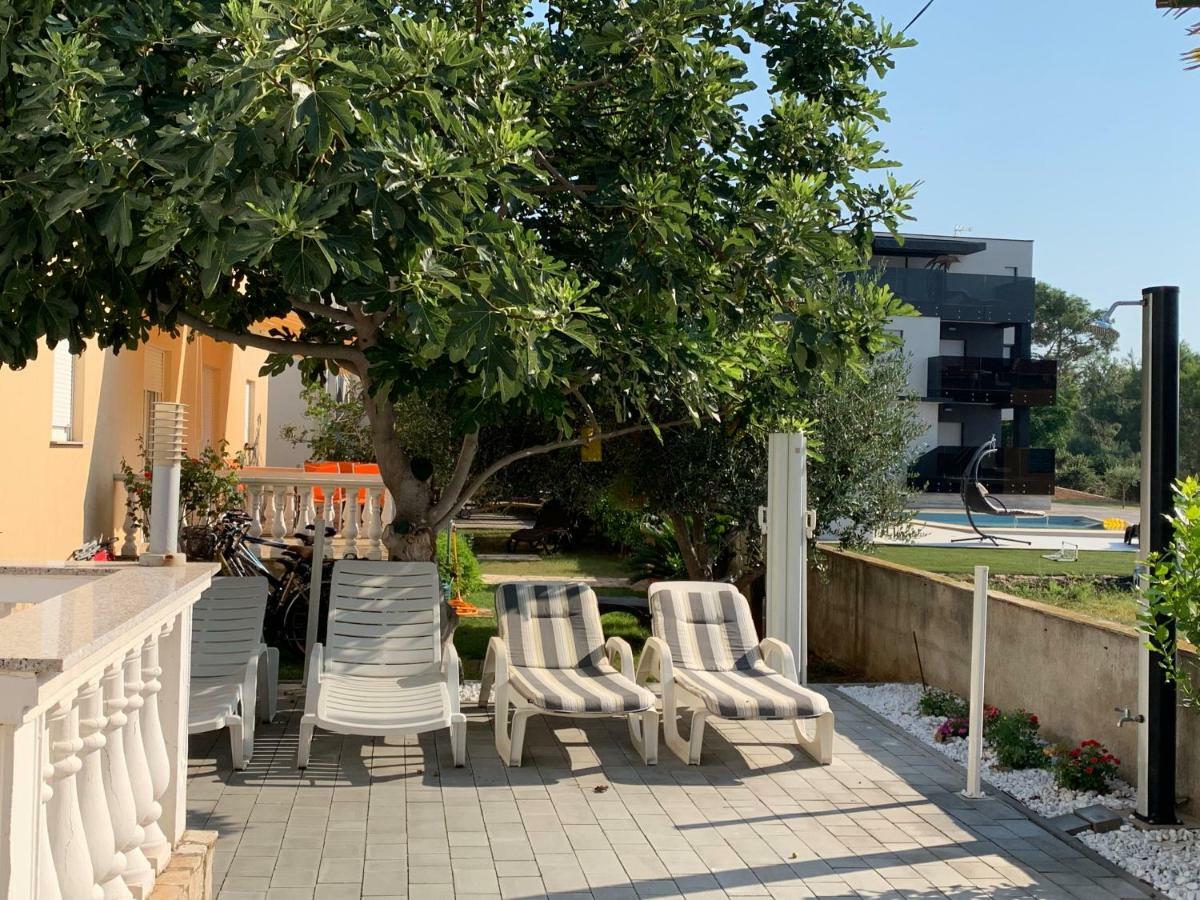 Apartman Petra 2 Vir Dış mekan fotoğraf