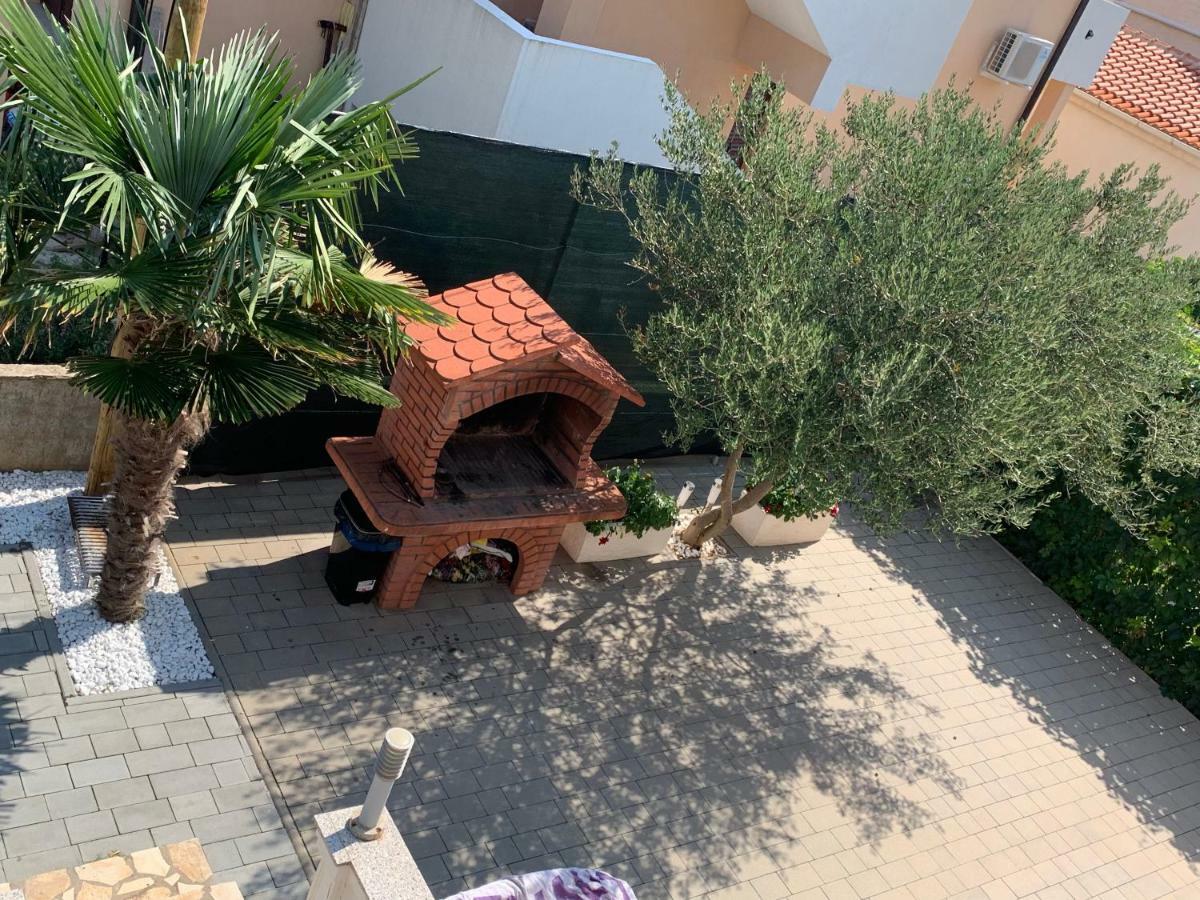 Apartman Petra 2 Vir Dış mekan fotoğraf